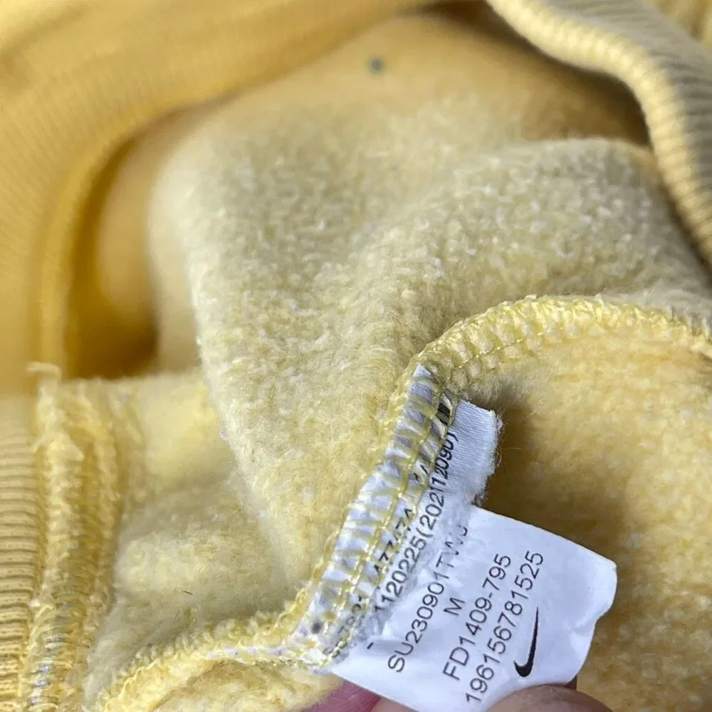 Nike Phoenix Fleece High Rise Shorts FD1409-795 Yellow Gold Women’s Size Medium